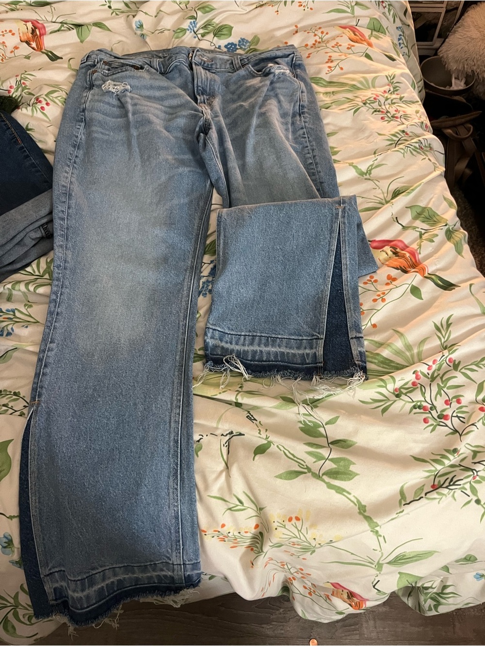 American Eagle Outfitters Light Blue Straight Leg Jeans